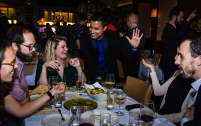 THE BUSINESS BENEFITS OF HIRING A MAGICIAN FOR YOUR HOLIDAY PARTY